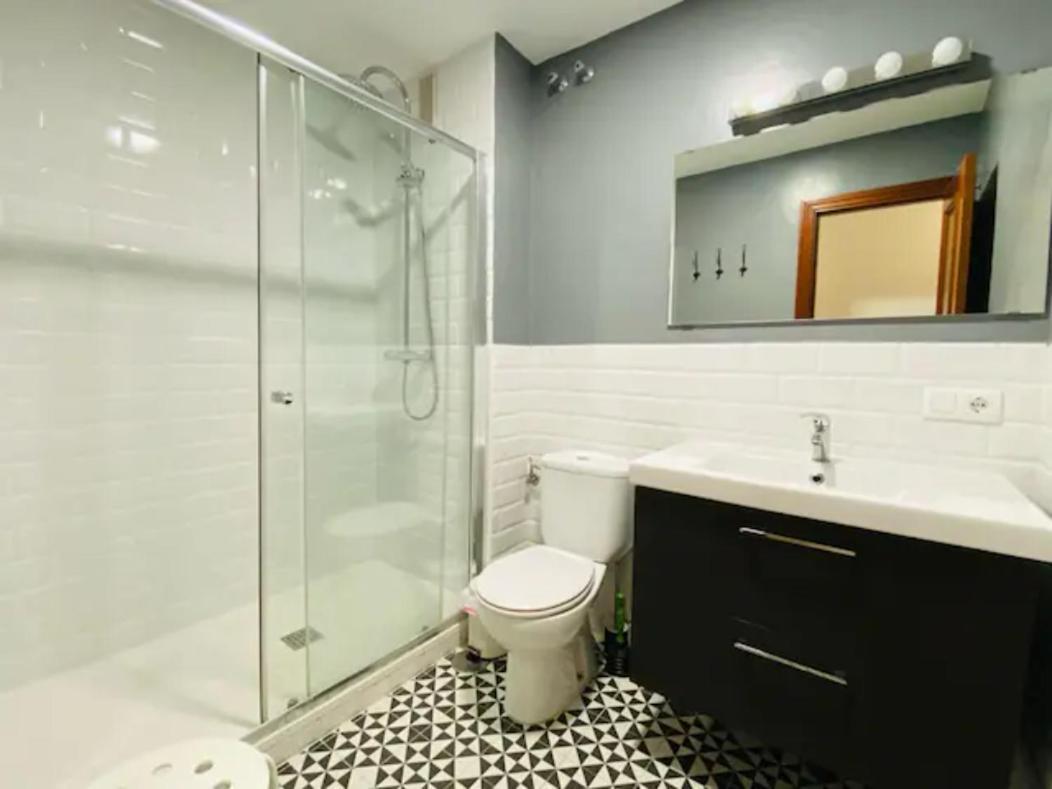 Acogedor Apartamento En El Centro De Малага Экстерьер фото